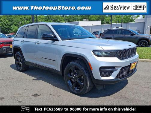 Silver Zynith 2023 Jeep Grand Cherokee Altitude