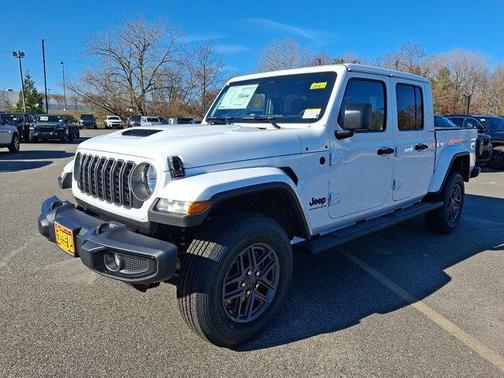 2026 Jeep Gladiator Sport S