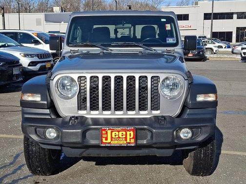 2020 Jeep Gladiator Sport S
