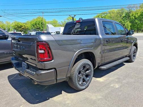 Granite Crystal Metallic Clearcoat 2026 RAM 1500 Big Horn/Lone Star