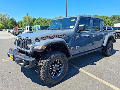 2025 Jeep Gladiator Mojave X