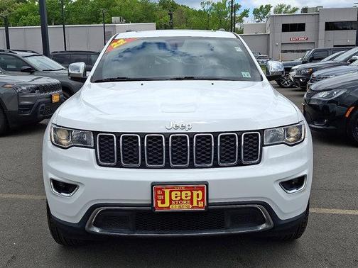 Bright White Clearcoat 2022 Jeep Grand Cherokee Limited