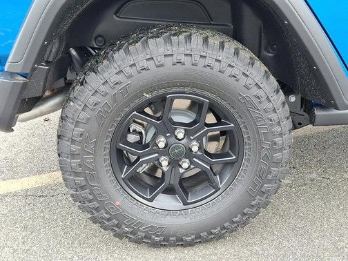 Hydro Blue Pearlcoat 2026 Jeep Wrangler Willys