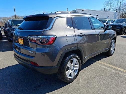 2022 Jeep Compass Latitude