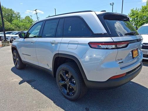2025 Jeep Grand Cherokee Limited X