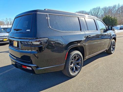 High Gloss Black 2026 Jeep Grand Wagoneer L Limited Altitude 4x4