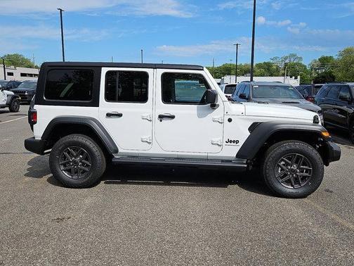 Bright White Clearcoat 2026 Jeep Wrangler Sport S