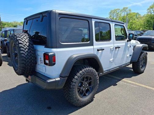 2025 Jeep Wrangler 4xe Willys