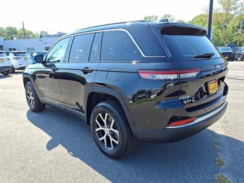 2025 Jeep Grand Cherokee Limited X