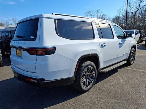 2025 Jeep Wagoneer L Series I 4x4