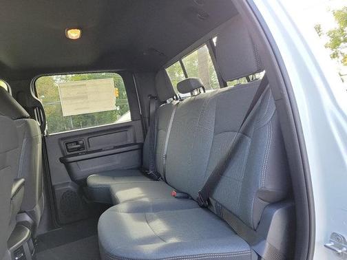 2024 RAM 2500 Tradesman Crew Cab 4x4 6'4' Box