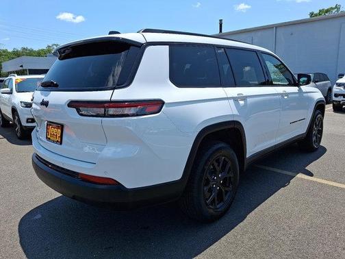 2024 Jeep Grand Cherokee L Altitude