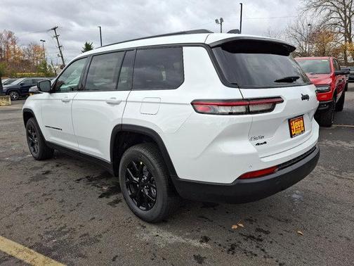 2025 Jeep Grand Cherokee L Altitude