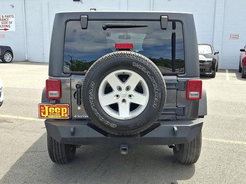 Granite Crystal Metallic Clearcoat 2018 Jeep Wrangler JK Unlimited Sport