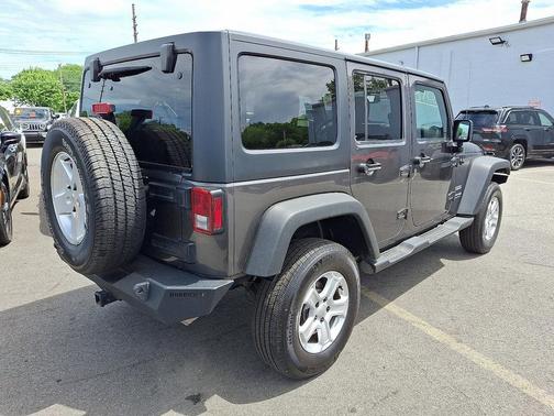 Granite Crystal Metallic Clearcoat 2018 Jeep Wrangler JK Unlimited Sport