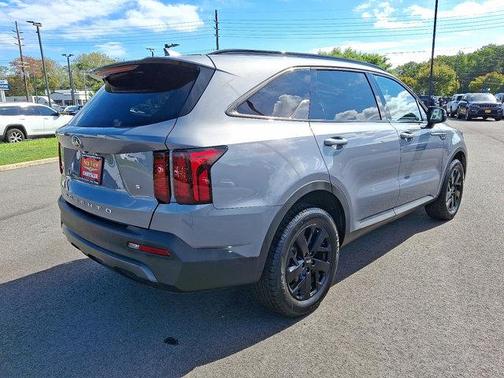 2021 Kia Sorento S