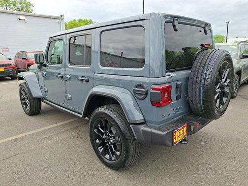 Anvil Clearcoat 2025 Jeep Wrangler 4xe Sahara