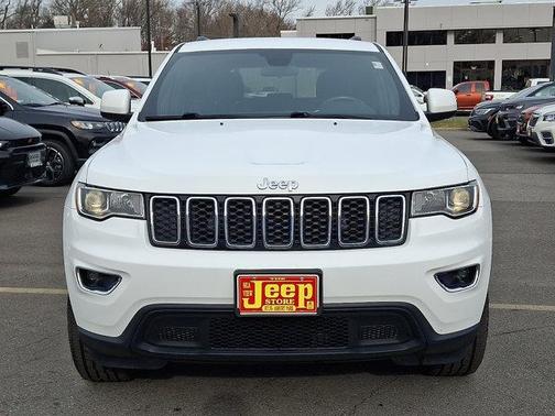 2021 Jeep Grand Cherokee Laredo