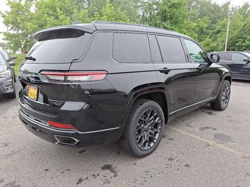 2025 Jeep Grand Cherokee L Summit Reserve