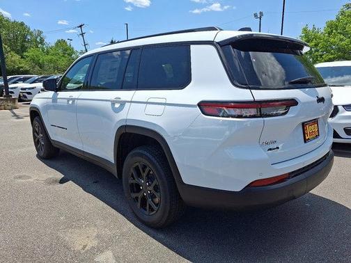2025 Jeep Grand Cherokee L Altitude