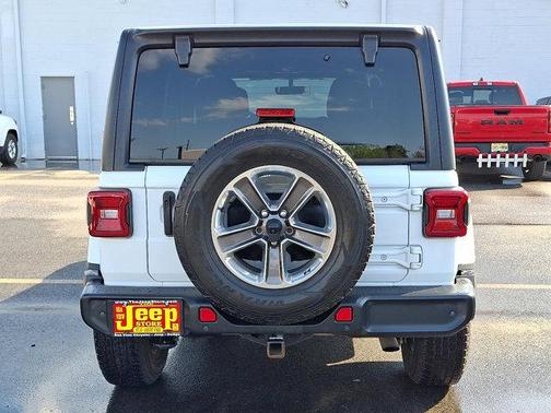 2022 Jeep Wrangler Unlimited Sahara