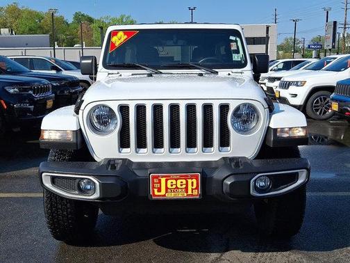 2022 Jeep Wrangler Unlimited Sahara
