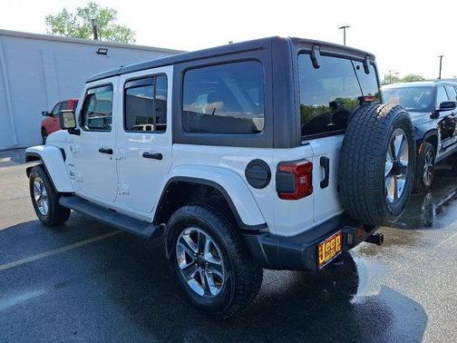 2022 Jeep Wrangler Unlimited Sahara
