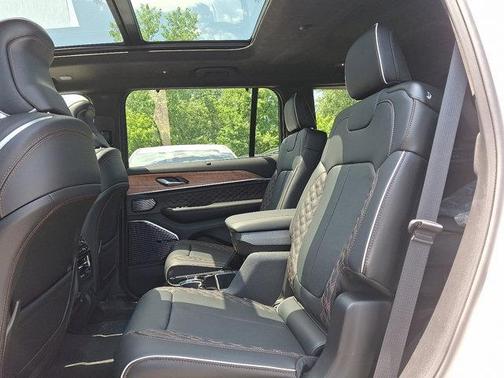 2025 Jeep Grand Cherokee L Summit Reserve