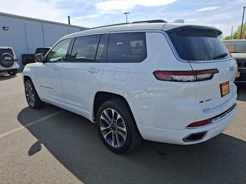 2022 Jeep Grand Cherokee L Overland