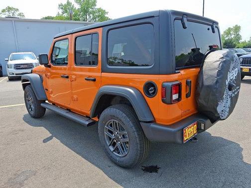 2025 Jeep Wrangler Sport S
