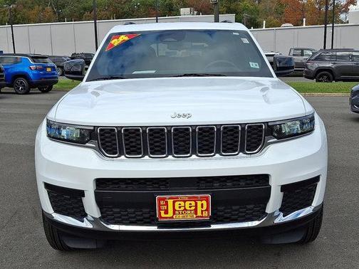 2024 Jeep Grand Cherokee L Laredo