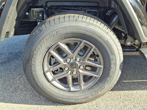 2026 Jeep Gladiator Sport S