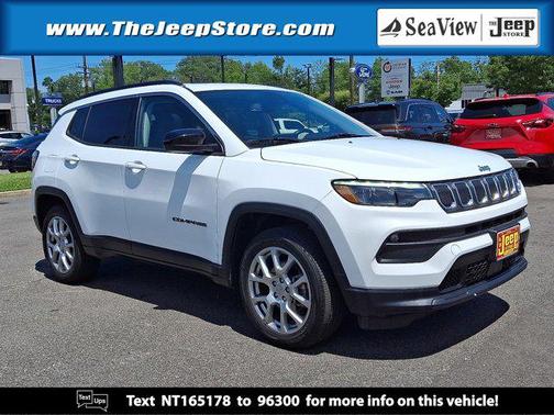 2022 Jeep Compass Latitude Lux