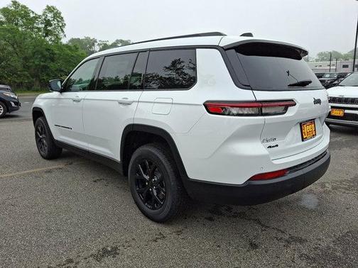 2025 Jeep Grand Cherokee L Altitude