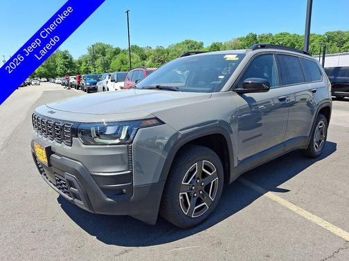 Sting-Gray Clearcoat 2026 Jeep Cherokee Laredo 4x4