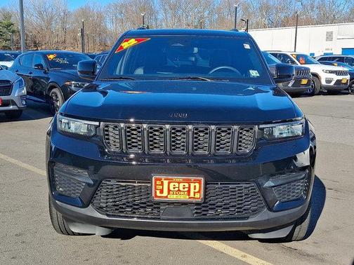 2023 Jeep Grand Cherokee Altitude