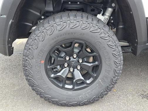 2026 RAM 1500 RHO Crew Cab 4x4 5'7' Box