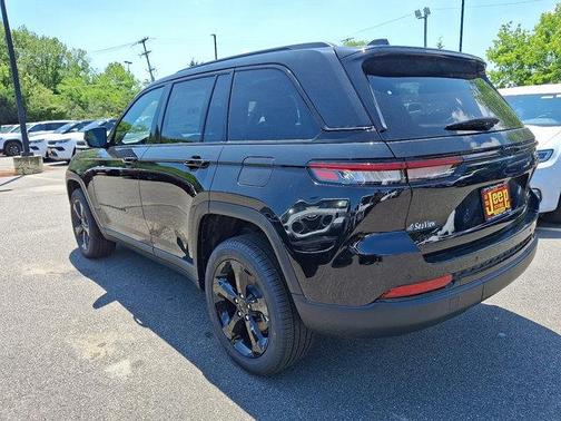 2025 Jeep Grand Cherokee Limited X