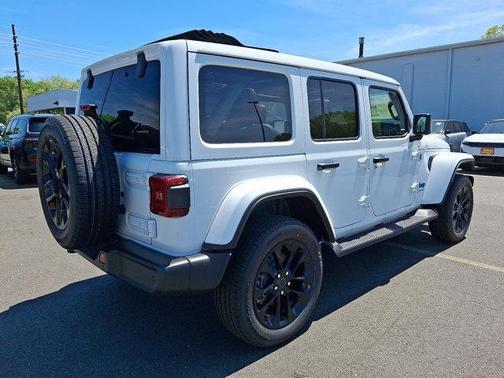 2025 Jeep Wrangler 4xe Sahara
