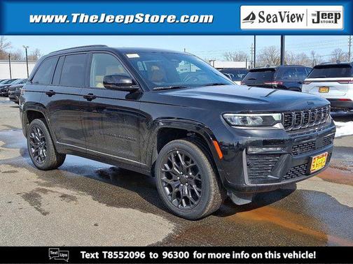 diamond black crystal pearlcoat 2026 Jeep Grand Cherokee Summit