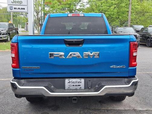 Hydro Blue Pearlcoat 2025 RAM 1500 Big Horn/Lone Star