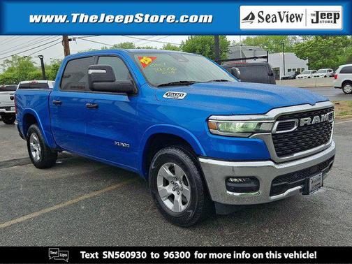 Hydro Blue Pearlcoat 2025 RAM 1500 Big Horn/Lone Star