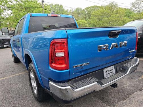 Hydro Blue Pearlcoat 2025 RAM 1500 Big Horn/Lone Star