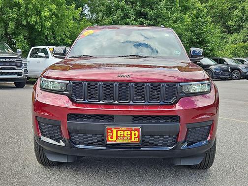 Velvet Red Pearlcoat 2025 Jeep Grand Cherokee L Altitude