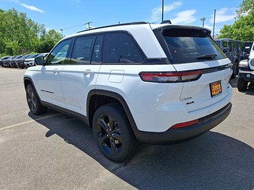 2025 Jeep Grand Cherokee Limited X
