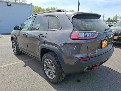 2021 Jeep Cherokee Trailhawk