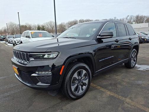 2022 Jeep Grand Cherokee 4xe Base
