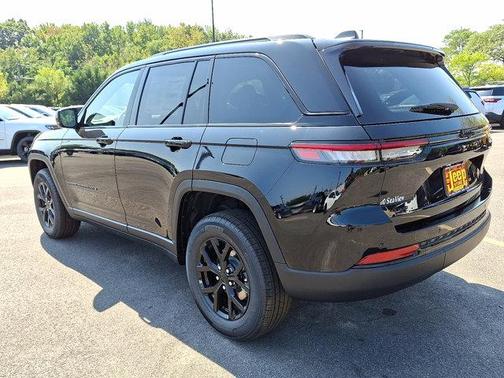 2025 Jeep Grand Cherokee Altitude