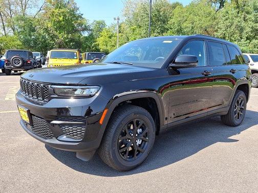 2025 Jeep Grand Cherokee Altitude
