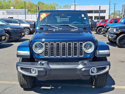 Fathom Blue Pearlcoat 2025 Jeep Wrangler 4-Door Sahara 4x4